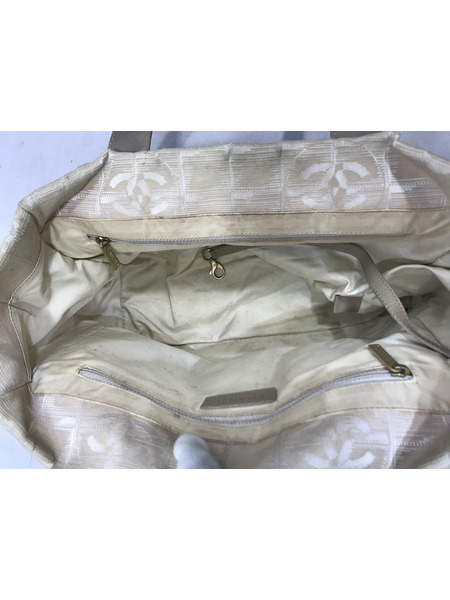 トラベルライン ベージュ ハンドバッグ CHANEL