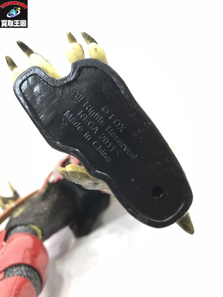 NECA 1/4 プレデター レッド