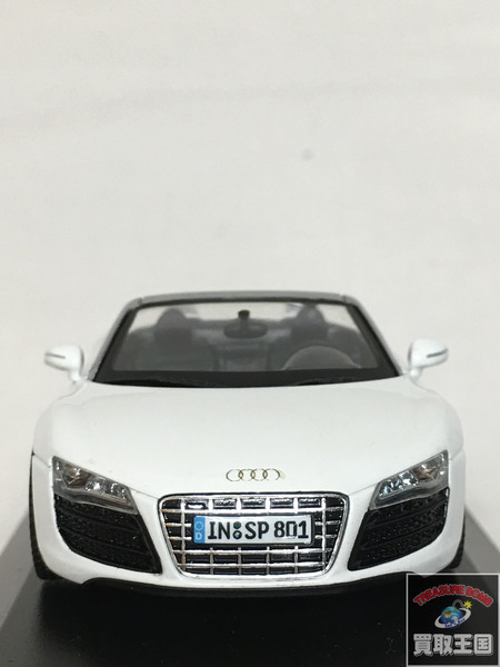 Schuco アウディ R8 スパイダー ホワイト スケールカー