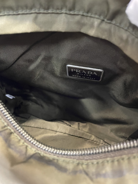 PRADA 三角ロゴ ナイロン ショルダーバッグ カーキ
