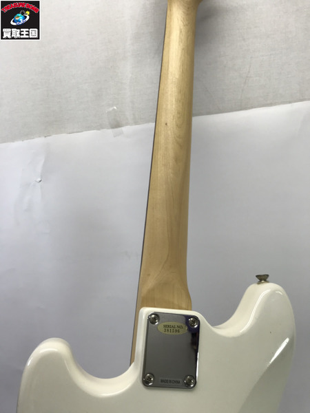 Fender MUSTANG 白 中国製