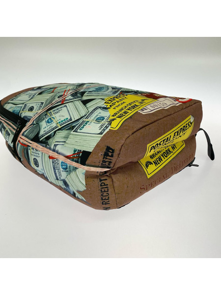 リュックサック・バックパック SPRAYGROUND