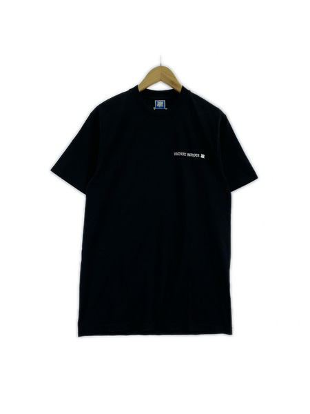 UNDEFEATED 半袖Tシャツ・カットソー VICTRIX S/S TEE 黒 (S)