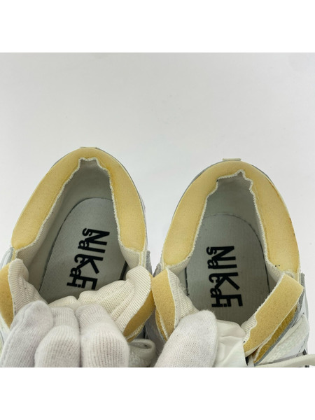 NIKE スニーカー sacai  Blazer Low White Patent Leather