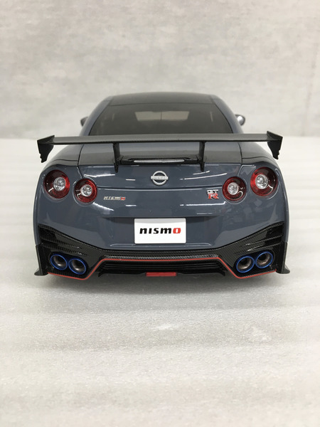 1/18スケールカー AUTOart NISSAN GT-R ニスモ SPECIAL EDITION