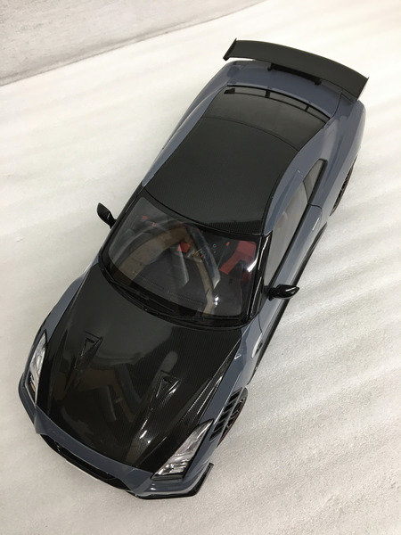 1/18スケールカー AUTOart NISSAN GT-R ニスモ SPECIAL EDITION