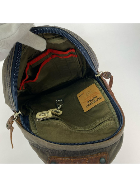 TOUGH ボディバッグ レザー オイルド 紺