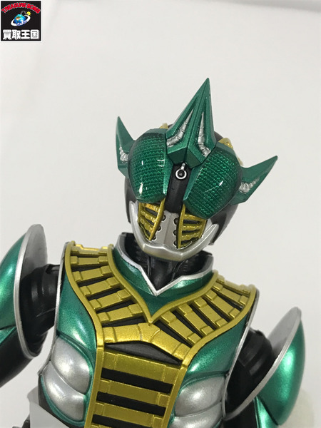 仮面ライダーフィギュア S.H.Figuarts 仮面ライダーゼロノス アルタイルフォーム