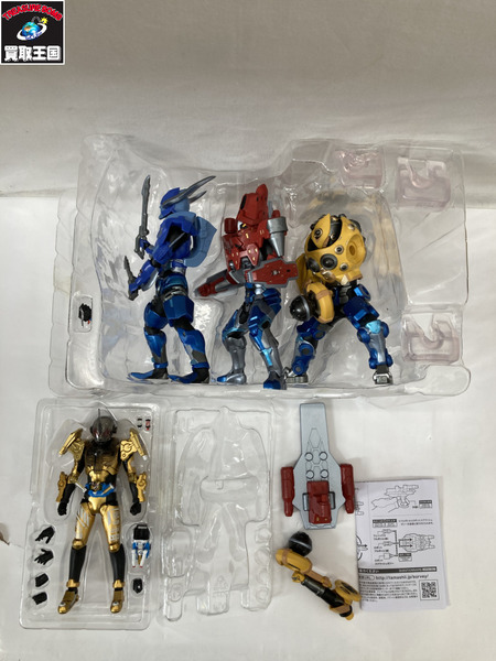 メーカー 仮面ライダーフィギュア 北都の猿渡ファームセット