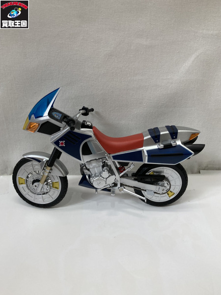 メーカー 仮面ライダーフィギュア S.H.Figuarts ブルースペイダー