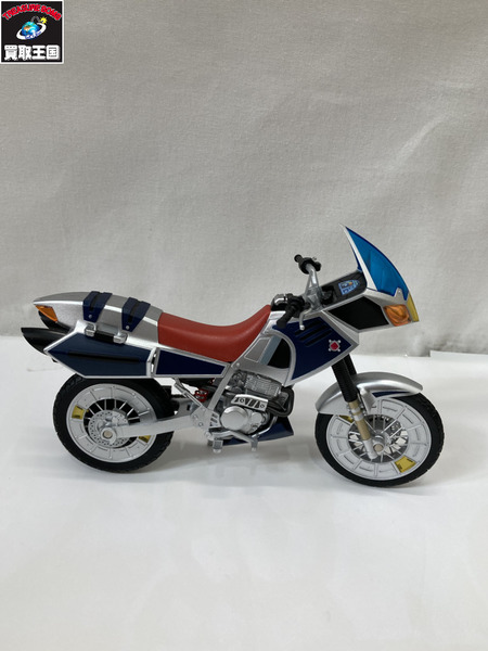 メーカー 仮面ライダーフィギュア S.H.Figuarts ブルースペイダー