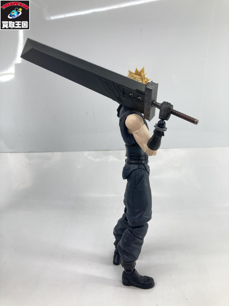 FINAL FANTASYVII REMAKE PLAY ARTS改 クラウド