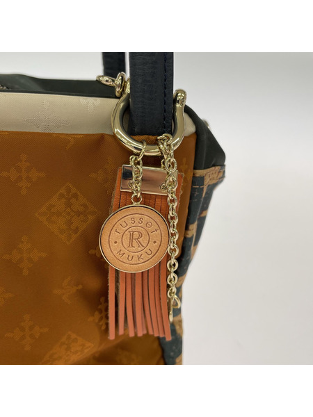 russet ハンドバッグ マルチカラー/スクエアバッグ