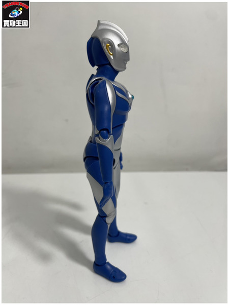 メーカー ウルトラマン S.H.Figuarts ウルトラマンコスモス ルナモード