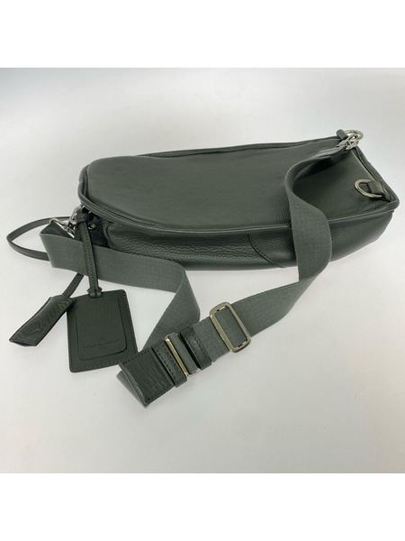 ボディバッグ pelle morbida/レザー/グレー系