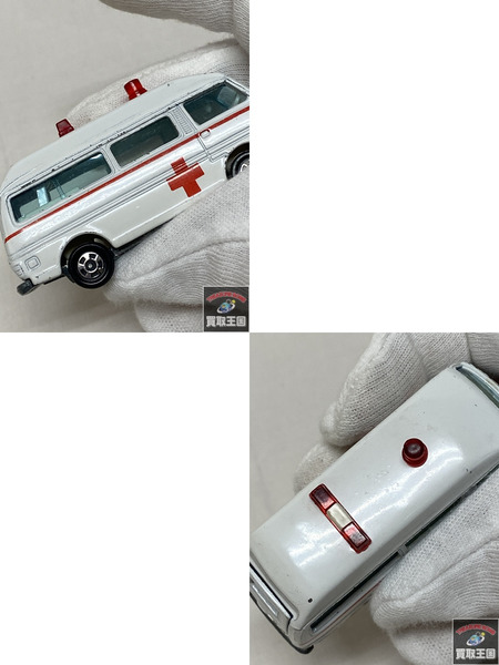 トミカ トミカ 黒箱 キャラバン 救急車 日本製　1/67