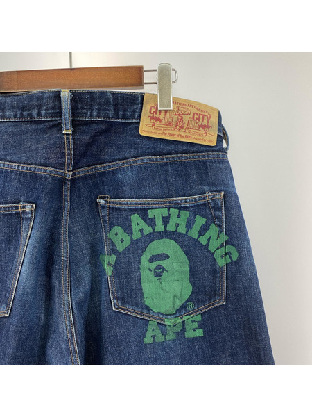 A BATHING APE デニム・ジーンズ バックプリントデニムパンツ インディゴ (L)