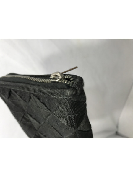 長財布 イントレチャート ラウンドジップ ロングウォレット ブラック