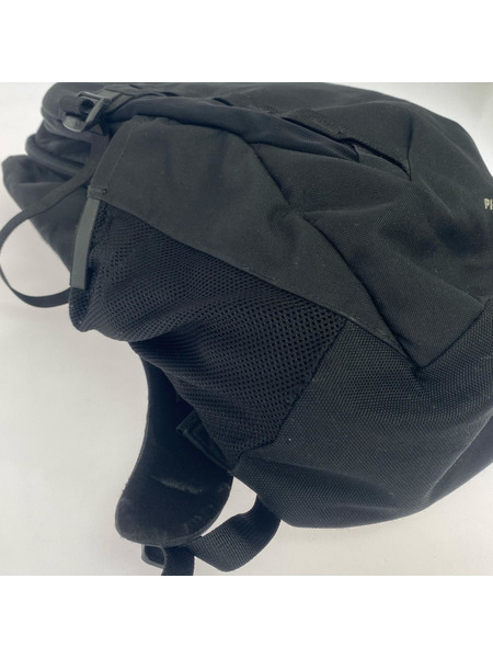 THE NORTH FACE リュックサック・バックパック PIVOTER 黒 NF0A3VXD