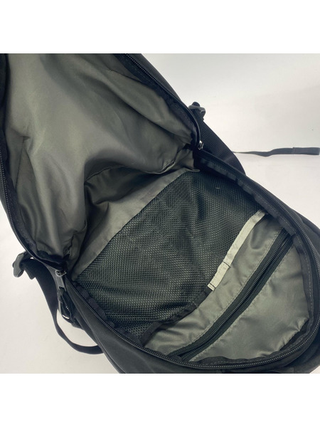 THE NORTH FACE リュックサック・バックパック PIVOTER 黒 NF0A3VXD