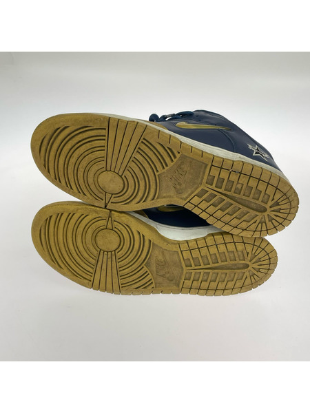 NIKE SB × Supreme DUNK LOW OG QS Metallic Gold/Navy 27