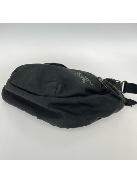 ARC'TERYX ショルダーバッグ MANTIS 2 WAISTPACK