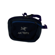 ARC'TERYX BEAMS MANTIS 1 WAISTPACK ネイビー