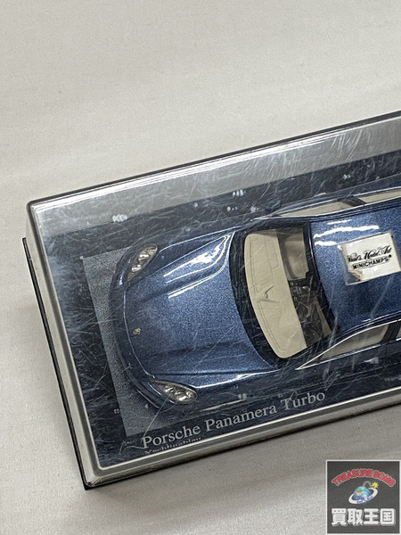 1/43 minichamps Porsche Panamera Turbo