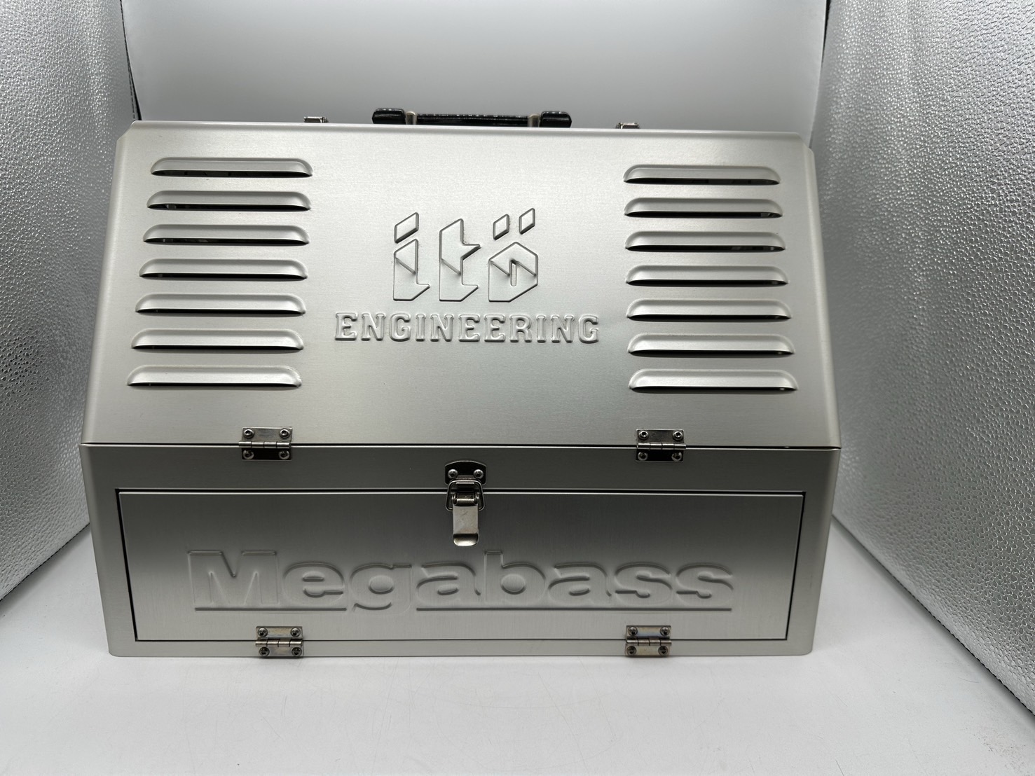 Fishing Lures Megabass Asylum Tackle Box Megabass】レアカラー