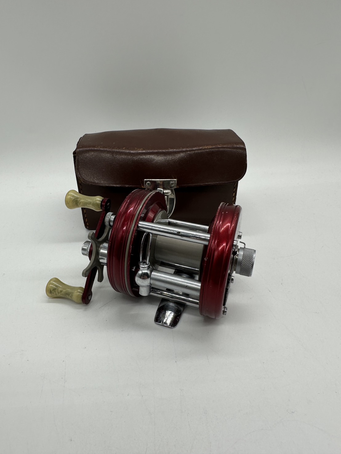 入荷速報】ABU5000 RECORD RED入荷 買取王国港店 | 釣具買取