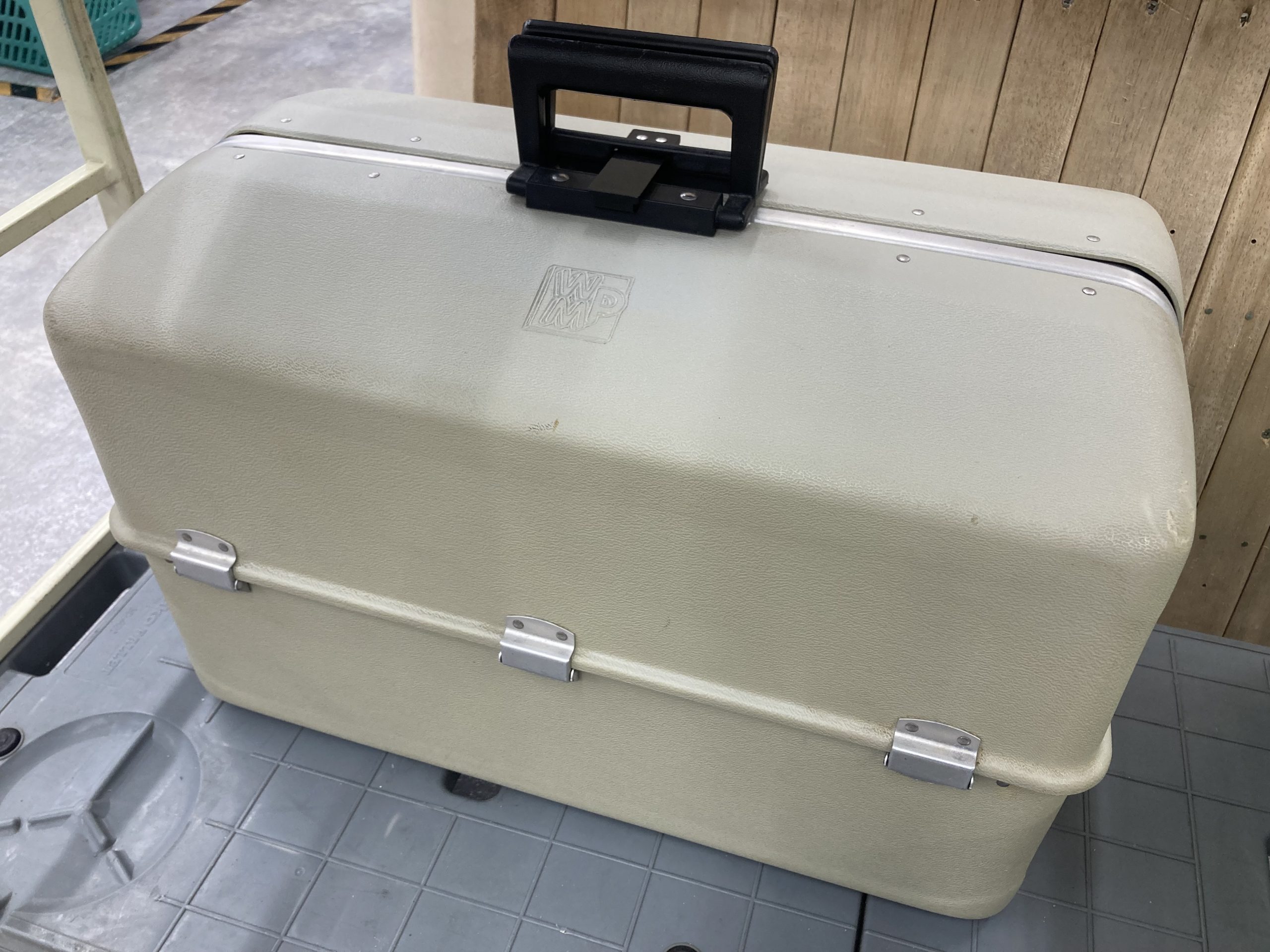 工具釣具買取王国鈴鹿白子店『ウォーターフォード タックルボックス