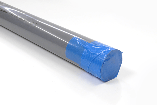 端を養生テープで固定